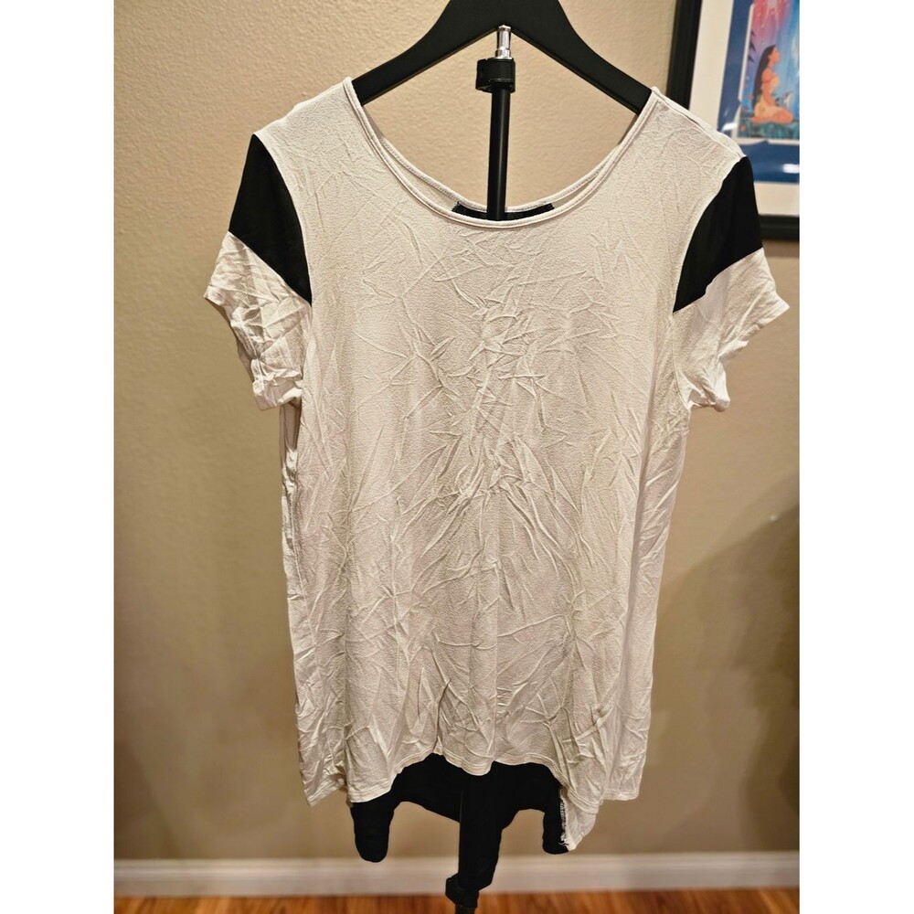 White and Black Short Sleeve Women's Top